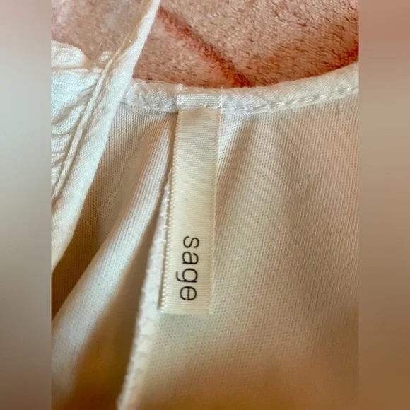 🛼 Cold Shoulder Ombre Dress by Sage 🛼 - Picture 4 of 5